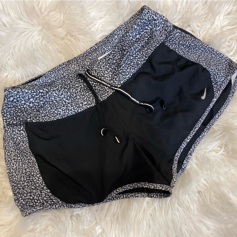 NIKE | Dri-Fit Running Shorts size small